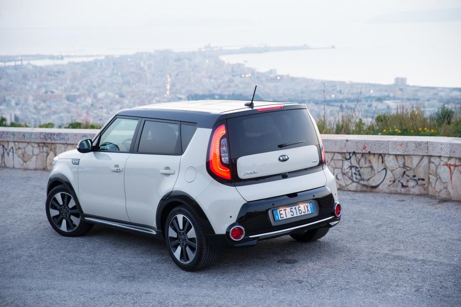  Kia Soul 2014 года  (EU) (фото 9 из 266)